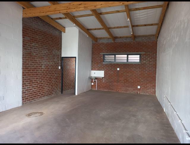 188M² WAREHOUSE TO LET IN MAITLAND
